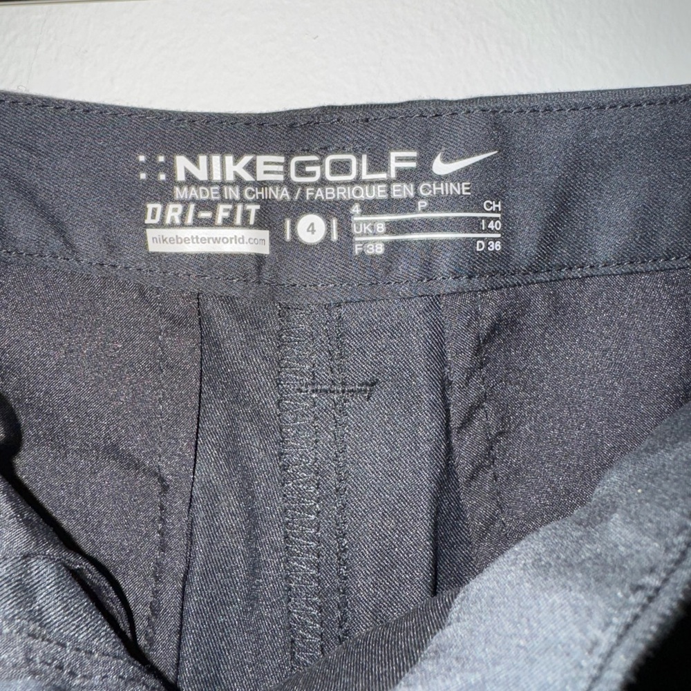 Nike Golf Dri Fit Black‎ Bermuda Shorts Stay Cool Performance Size 4 - Picture 4 of 13